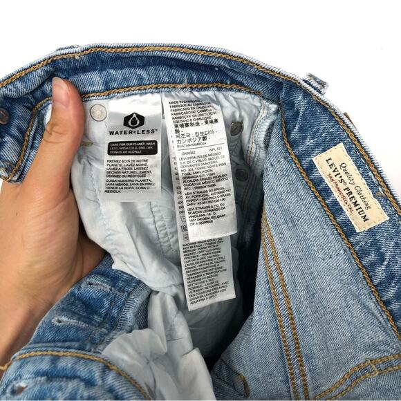 LEVI'S Ribcage Straight Ankle Denim Cutoff Shorts Light Wash 24 - Picture 7 of 9